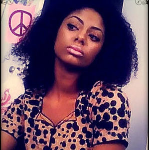 Meet your Posher, Huria